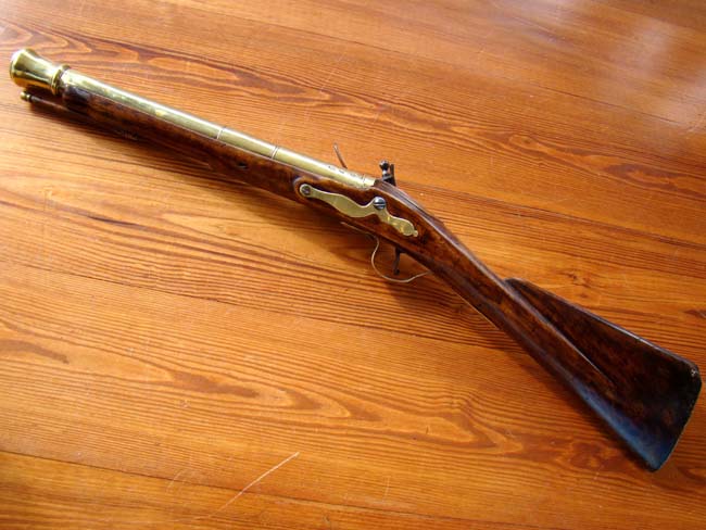 An early Queen Anne period brass barreled flintlock blunderbuss dated 1712 and used on board the H M S Ramillies — image 7
